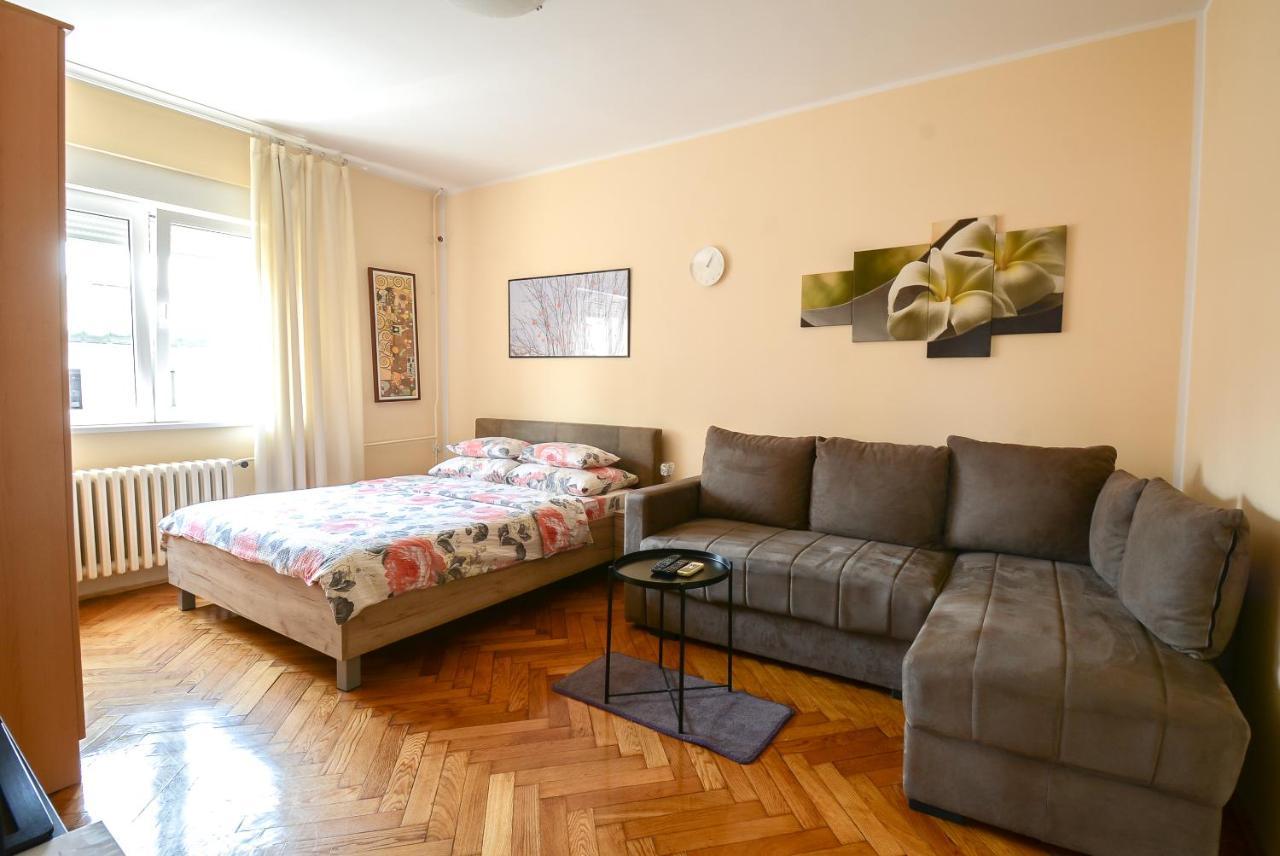 Apartment Petra 071 Beograd Eksteriør billede