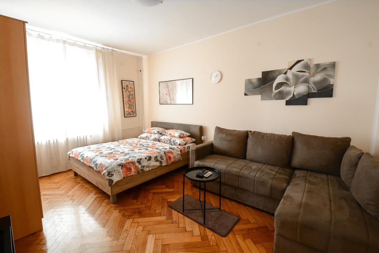Apartment Petra 071 Beograd Eksteriør billede