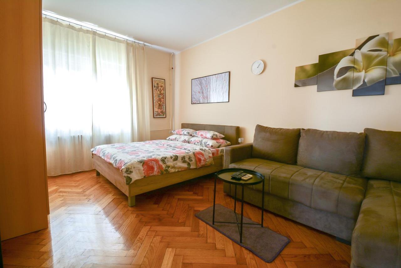 Apartment Petra 071 Beograd Eksteriør billede